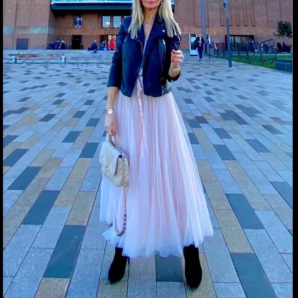 [Boohoo] women’s tulle skirt NEW size 8 in pink